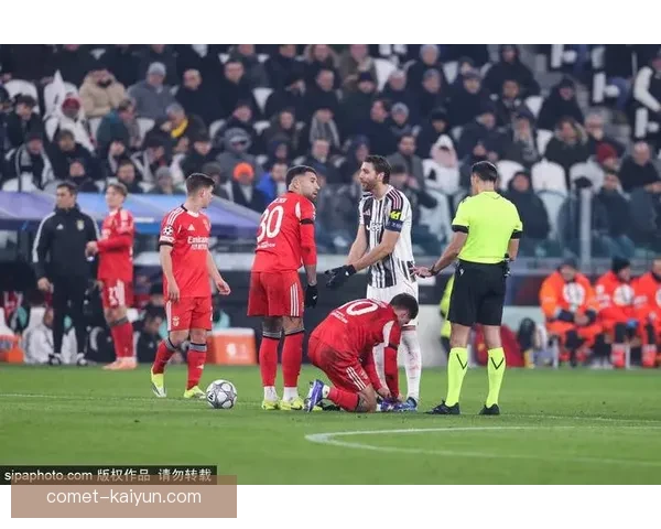 加拉塔萨雷中路渗透表现稳健，球队攻击体系逐渐成熟